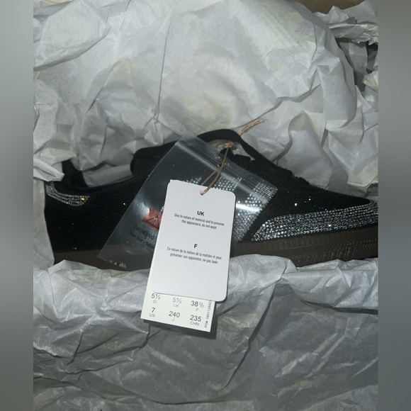 Adidas ✨✨✨Samba OG Crystal
Embellished Sneaker Size 7 - NWT - Picture 15 of 16